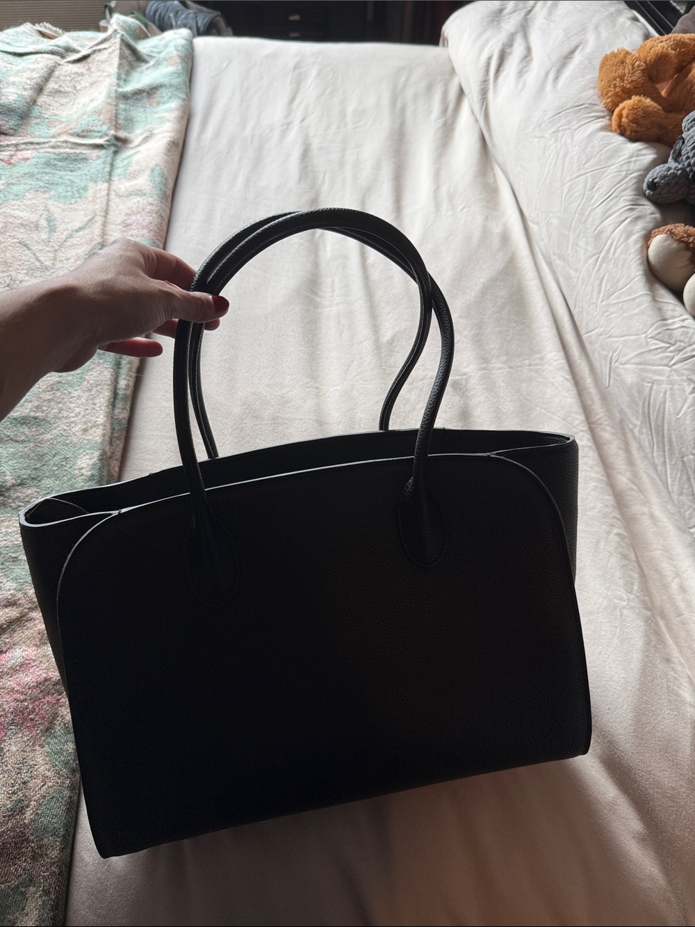 Classic Black Tote Handbag - Women's Leather-Style Shoulder Bag